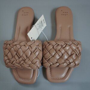 Women's Tan Carissa Sandals - Size 6